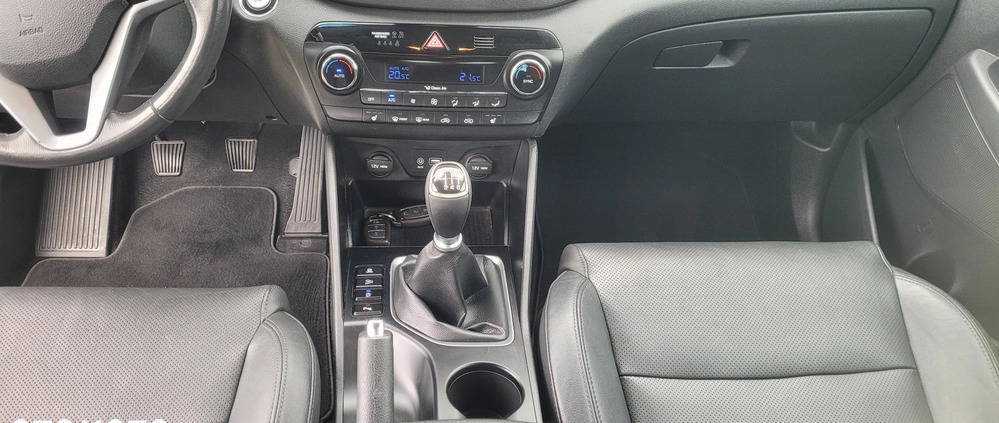 Hyundai Tucson cena 62700 przebieg: 178880, rok produkcji 2015 z Kłecko małe 407